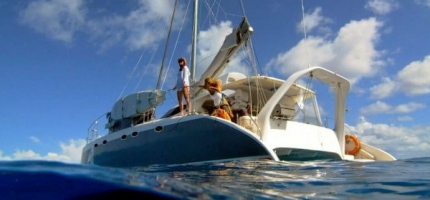 BAREFOOT-–-40′-Luxury-Catamaran7