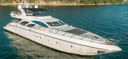 SEVEN-STAR-–-98’-Luxury-Yacht-–-NYE7