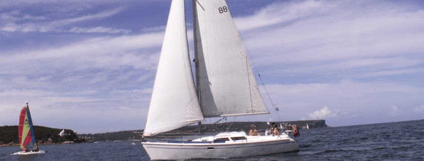 CUTTING LOOSE – Sailing boat