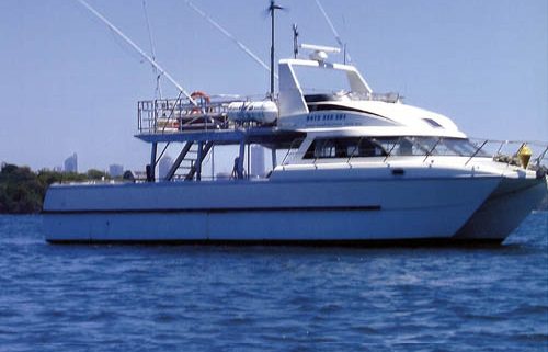 ZANE GREY – 50′ Twin Deck Catamaran – Public Holidays